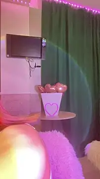 Snapshot of Lissy_Liss chatting on February 19, 2026, 5:48 am Lissy Liss online show from February 19, 2026, 5:48 am