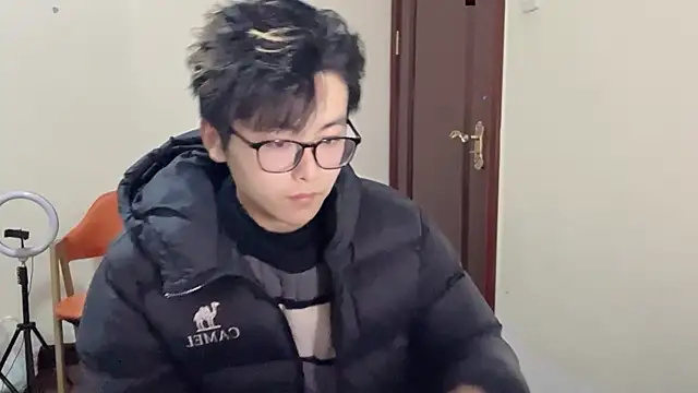 Snapshot of zijunzbzs chatting on February 5, 2026, 10:22 am zijunzbzs online show from February 5, 2026, 10:22 am