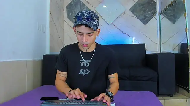 biig boy online show from March 9, 2026, 8:12 pm