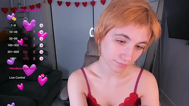 AutumnWhisper online show from March 10, 2026, 9:41 pm