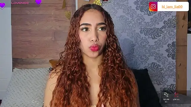 Snapshot of LiaHansson00 chatting on February 16, 2026, 3:43 pm LiaHansson00 online show from February 16, 2026, 3:43 pm