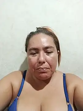 Snapshot of hot_girl_full chatting on February 17, 2026, 2:58 pm hot girl full online show from February 17, 2026, 2:58 pm