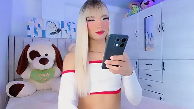 Snapshot of baby_cleo_ chatting on May 17, 2026, 11:27 pm baby cleo online show from May 17, 2026, 11:27 pm
