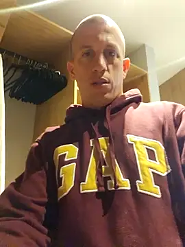 Snapshot of superhotpapi chatting on February 26, 2026, 6:19 pm superhotpapi online show from February 26, 2026, 6:19 pm