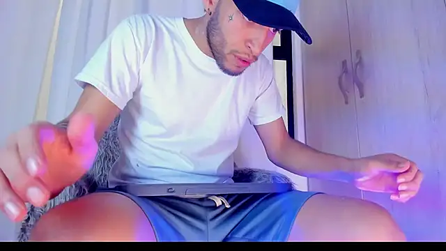 Velvet Angel online show from May 9, 2026, 8:34 pm
