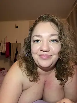 BBBWOOW online show from April 3, 2026, 11:55 pm