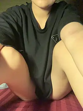 Luna Babyyy online show from April 9, 2026, 4:13 pm