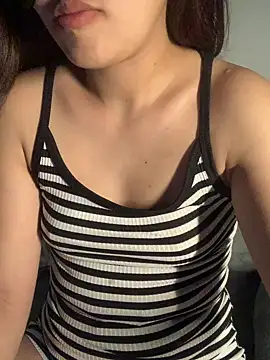 Luna Babyyy online show from May 18, 2026, 4:01 pm