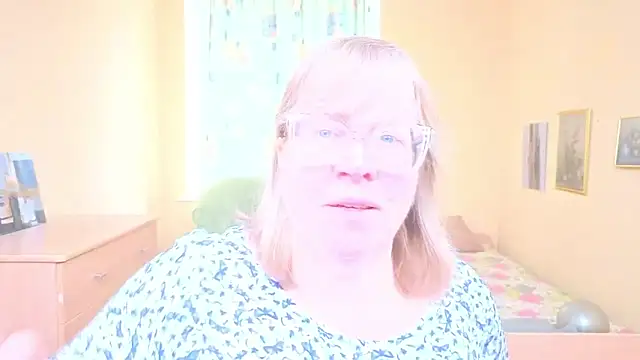 Emma Eclipsee online show from February 25, 2026, 10:15 am