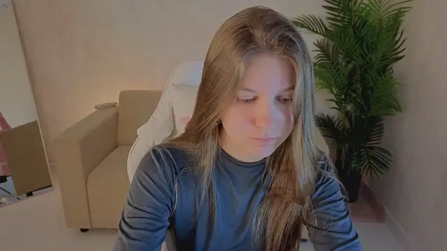 AriaMidnight online show from February 19, 2026, 1:02 am