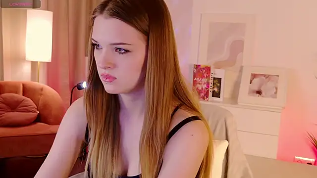 StarryLia online show from March 4, 2026, 1:52 pm