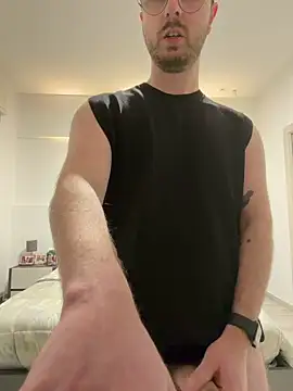 Snapshot of ItalianAlex chatting on February 10, 2026, 4:39 pm ItalianAlex online show from February 10, 2026, 4:39 pm