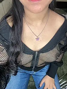 nauty girl shalu online show from February 22, 2026, 4:48 am