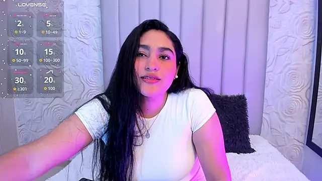 Snapshot of Lya_dubois_ chatting on February 13, 2026, 8:53 pm Lya dubois online show from February 13, 2026, 8:53 pm