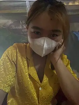 yuii-717 online show from April 7, 2026, 1:51 am