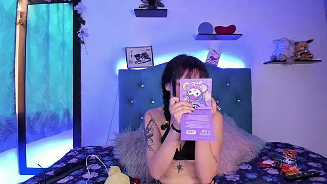 Gemma honey online show from April 1, 2026, 2:14 pm