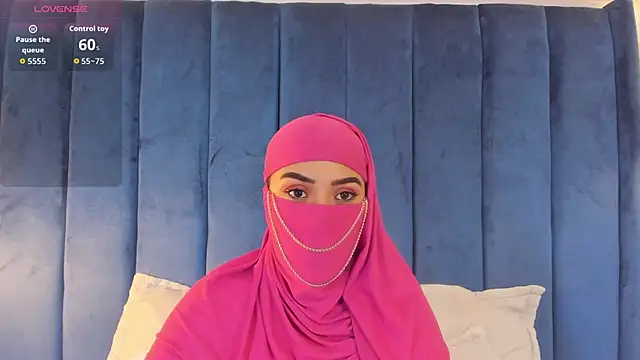 Snapshot of fatimarab__ chatting on February 12, 2026, 3:39 am fatimarab online show from February 12, 2026, 3:39 am