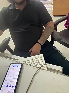 Rah0091 online show from April 4, 2026, 9:38 am