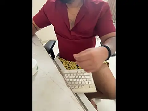 Rah0091 online show from March 5, 2026, 7:49 am