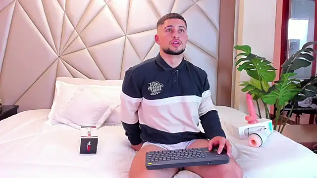 valenssio moretti online show from April 16, 2026, 7:58 pm