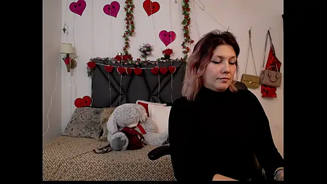 Snapshot of Sharma_Amayra chatting on February 20, 2026, 8:33 pm Sharma Amayra online show from February 20, 2026, 8:33 pm