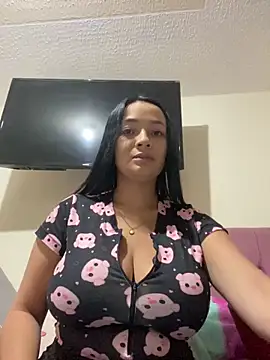 JulietaRiios online show from March 6, 2026, 12:16 am