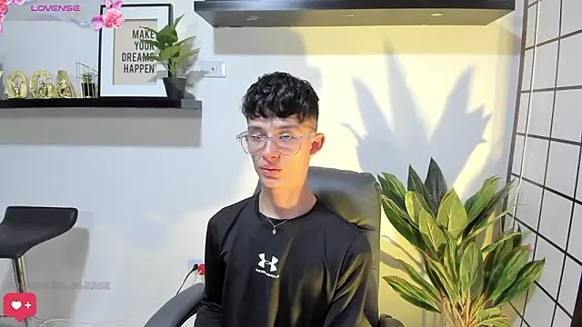 Patrick Howland  online show from April 2, 2026, 1:35 am