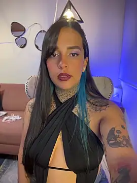 Annie Alicee online show from May 8, 2026, 9:18 pm