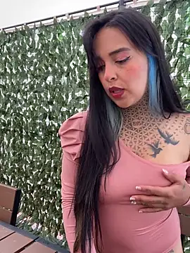 Annie Alicee online show from February 14, 2026, 3:23 pm