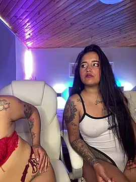 Annie Alicee online show from February 17, 2026, 2:47 pm