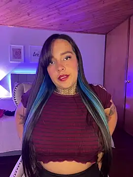 Annie Alicee online show from March 19, 2026, 2:17 pm