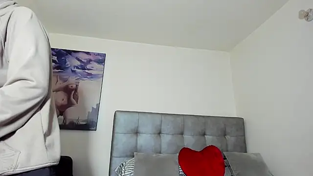 Adonibaskerville4 online show from April 17, 2026, 2:31 pm