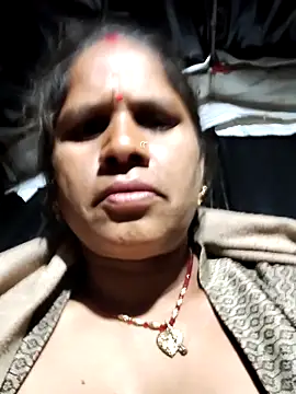 Hot kiran4 online show from February 8, 2026, 8:28 pm