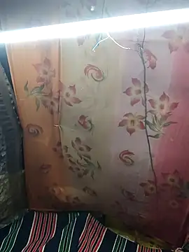 Hot kiran4 online show from April 10, 2026, 11:56 pm