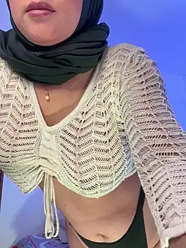 Amira-Awhada online show from April 16, 2026, 9:26 pm