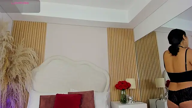 rebeca taylor online show from April 10, 2026, 3:24 am