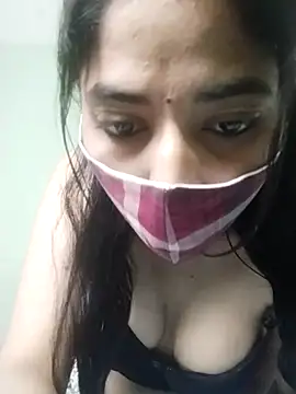 Kitti-Sharma online show from March 28, 2026, 8:04 am