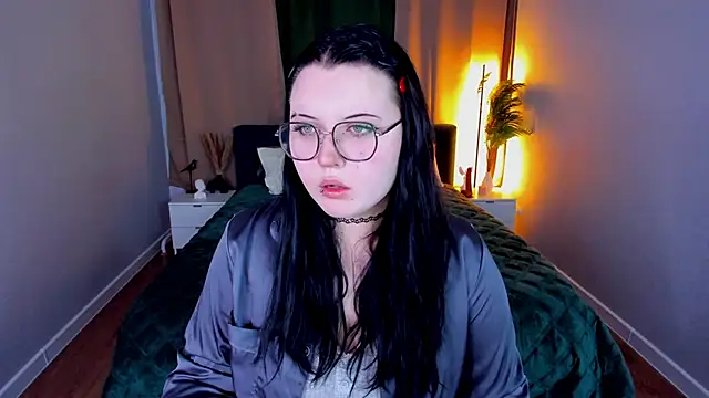 Kira G0ld online show from March 24, 2026, 1:05 am