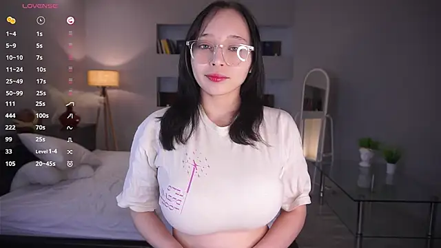 HannaHayles online show from February 20, 2026, 5:26 pm