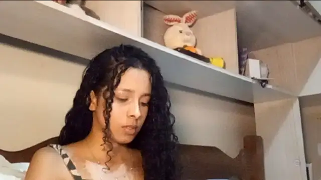 Snapshot of KayleenStoyanoff chatting on February 8, 2026, 12:52 am KayleenStoyanoff online show from February 8, 2026, 12:52 am