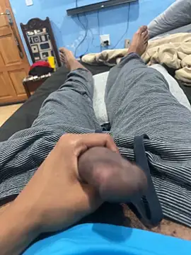 youngsterSA223 online show from April 3, 2026, 10:27 pm