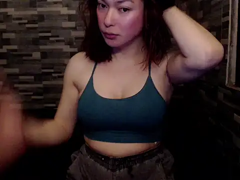 Snapshot of PennyUni chatting on February 24, 2026, 1:28 am PennyUni online show from February 24, 2026, 1:28 am