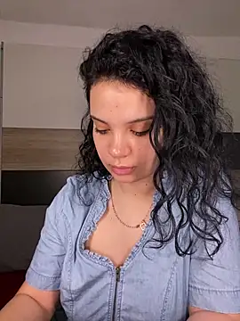 Karolina Velvet online show from February 14, 2026, 10:43 pm