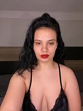 Karolina Velvet online show from February 28, 2026, 11:04 pm