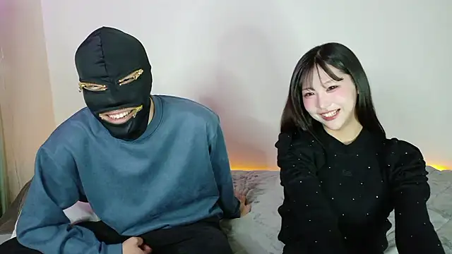 Snapshot of freeterRyo chatting on February 13, 2026, 1:00 pm freeterRyo online show from February 13, 2026, 1:00 pm