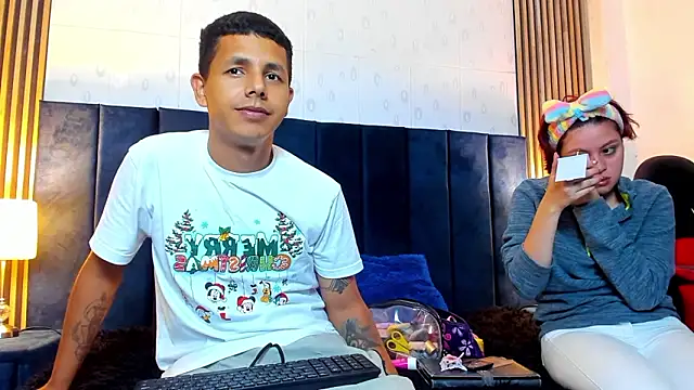 AnnyAndDimitry online show from February 5, 2026, 12:23 pm