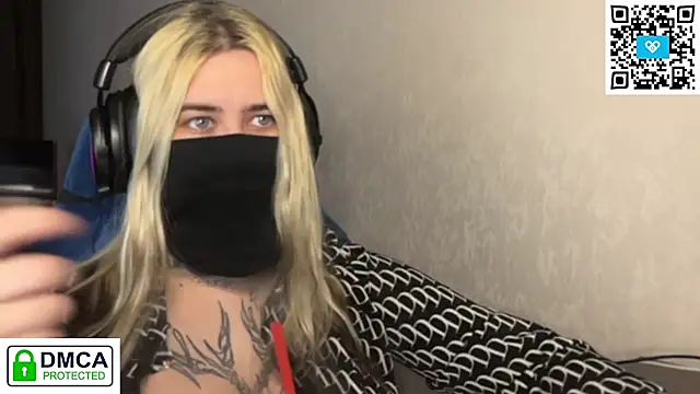 UnaXyling online show from February 25, 2026, 11:59 pm