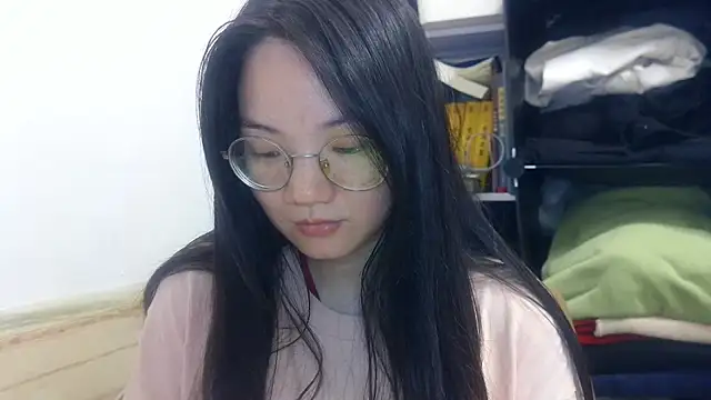 Snapshot of xiaoxiaowan11 chatting on March 18, 2026, 1:24 pm xiaoxiaowan11 online show from March 18, 2026, 1:24 pm