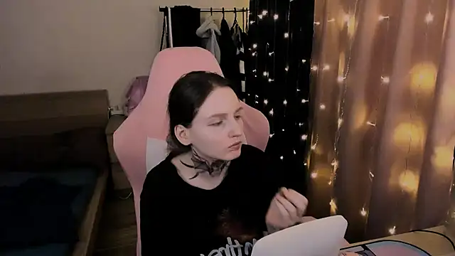 Onyxix online show from March 16, 2026, 5:59 pm