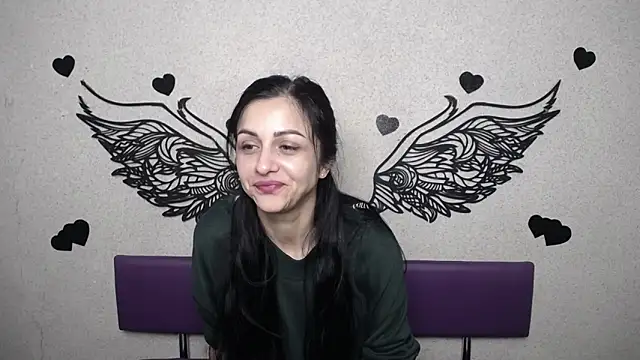 Snapshot of EvaClarkk chatting on April 4, 2026, 5:25 am EvaClarkk online show from April 4, 2026, 5:25 am